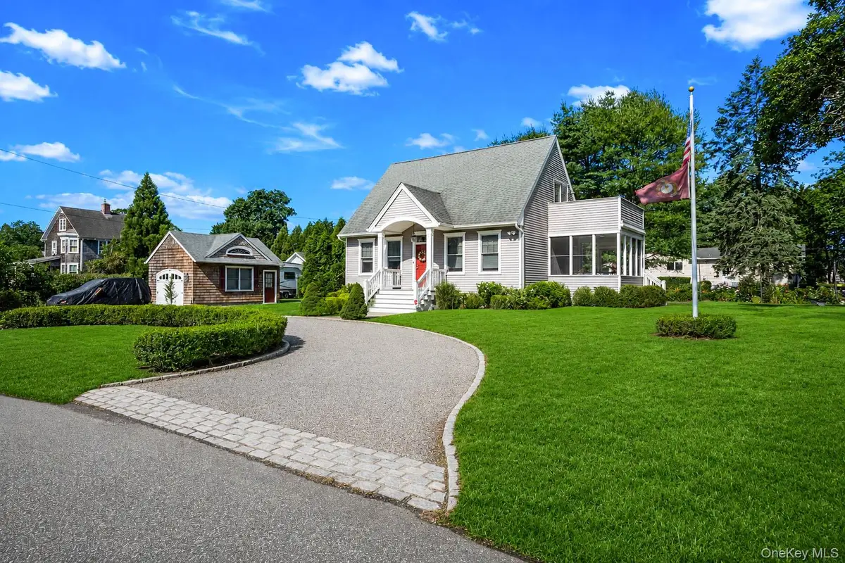 16 Foster Crossing, East Quogue, NY 11942 - #1
