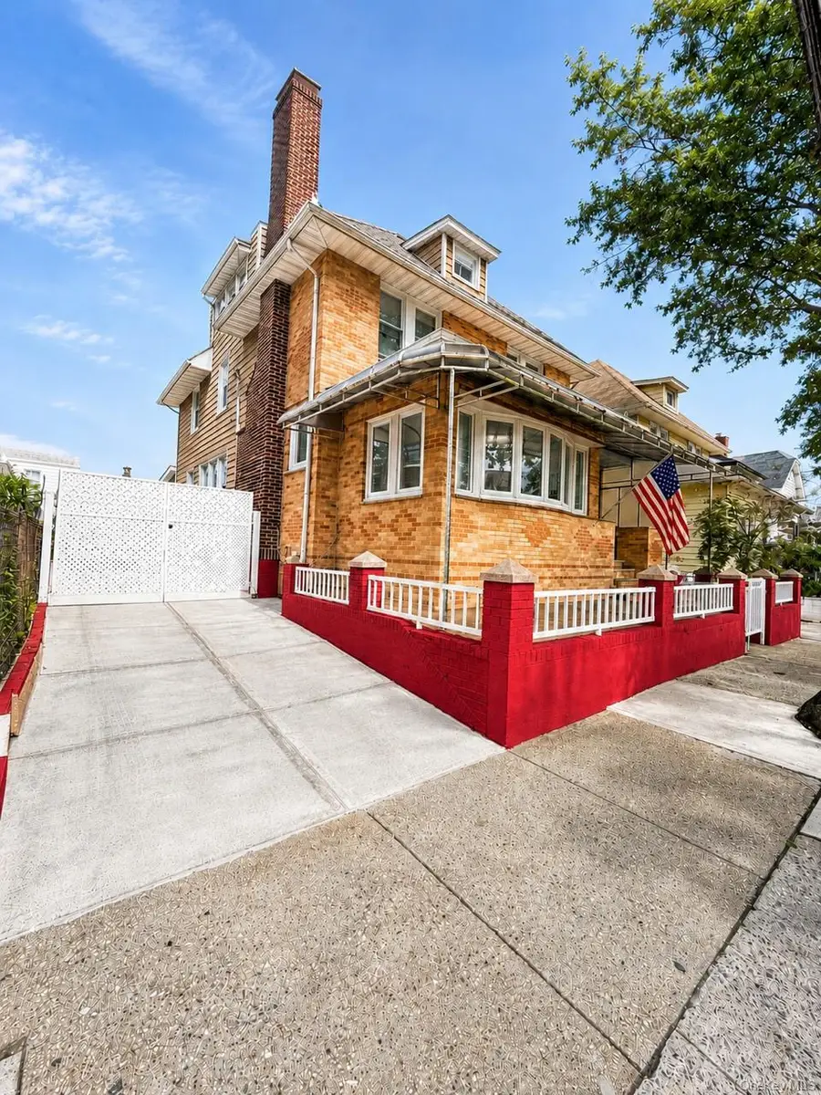 9440 Springfield Boulevard, Queens Village, NY 11428 - #2