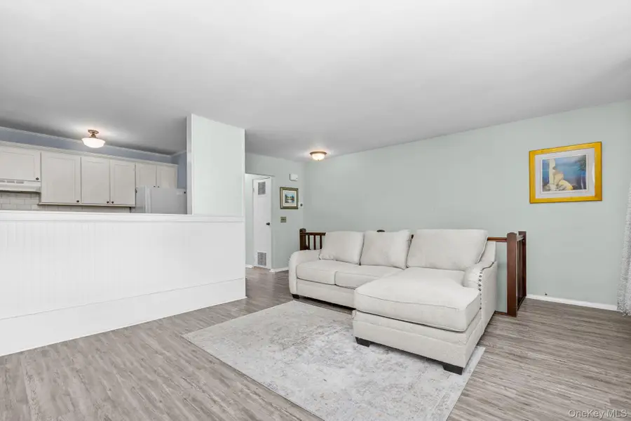 1 Wyndover Woods Lane #10, White Plains, NY 10603 - #3