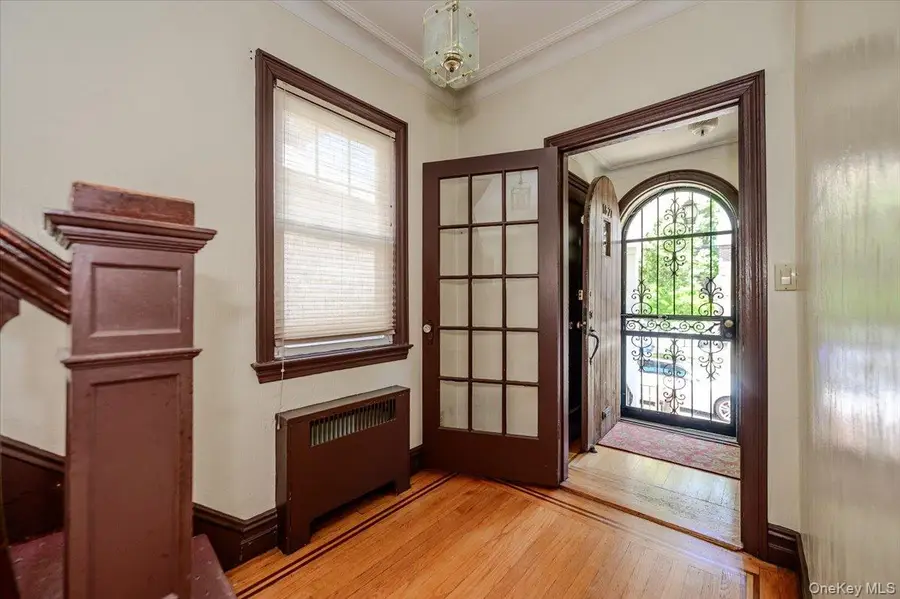 1827 Hering Avenue, Bronx, NY 10461 - #2