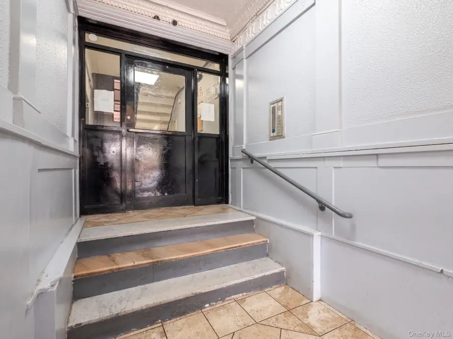 785 E 181 Street #11, Bronx, NY 10460 - #3