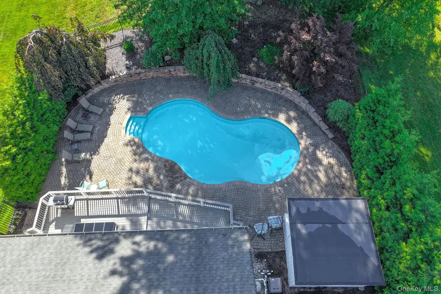 2 Margo Court, Suffern, NY 10901 - #3