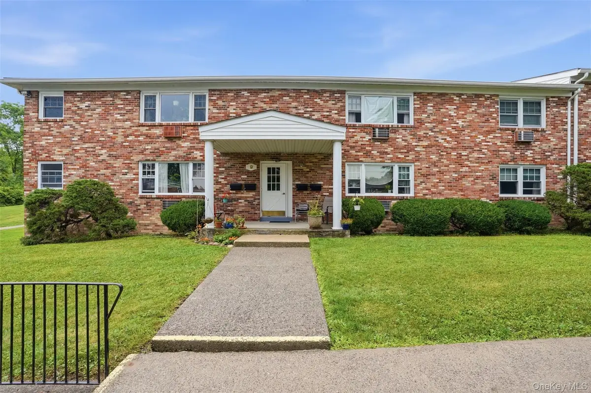 136 N Chestnut Street #9B, New Paltz, NY 12561 - #1