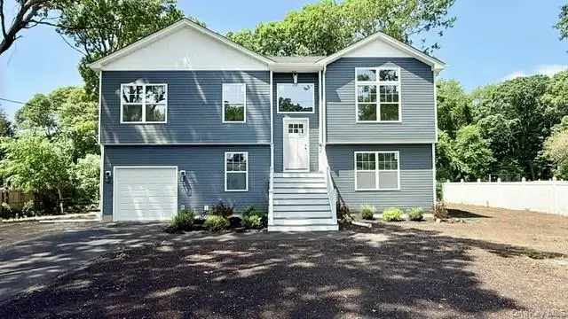 964 Sipp Avenue, Medford, NY 11763 - #1