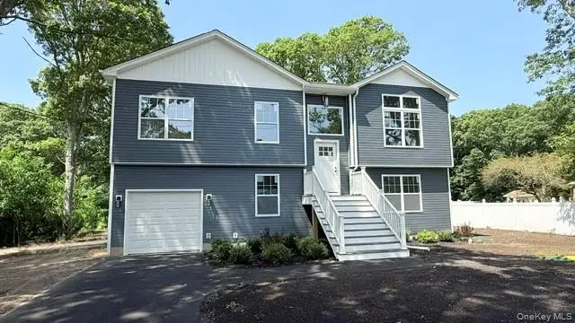 964 Sipp Avenue, Medford, NY 11763 - #3