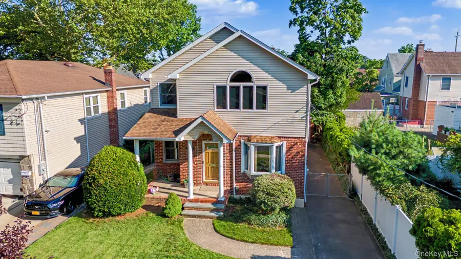 1602 Imperial Avenue, New Hyde Park, NY 11040 - #2