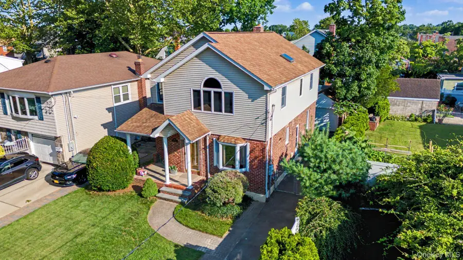 1602 Imperial Avenue, New Hyde Park, NY 11040 - #3