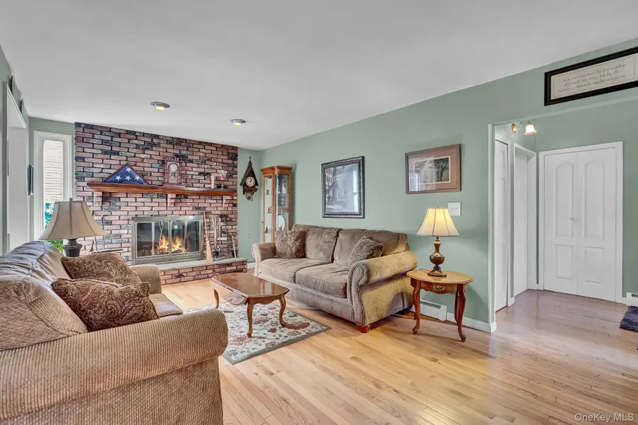 150 Shenandoah Boulevard N, Nesconset, NY 11767 - #2