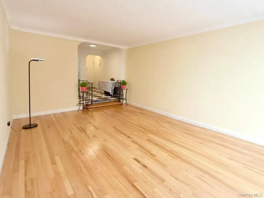300 W 53rd Street #4K, Manhattan, NY 10019 - #2