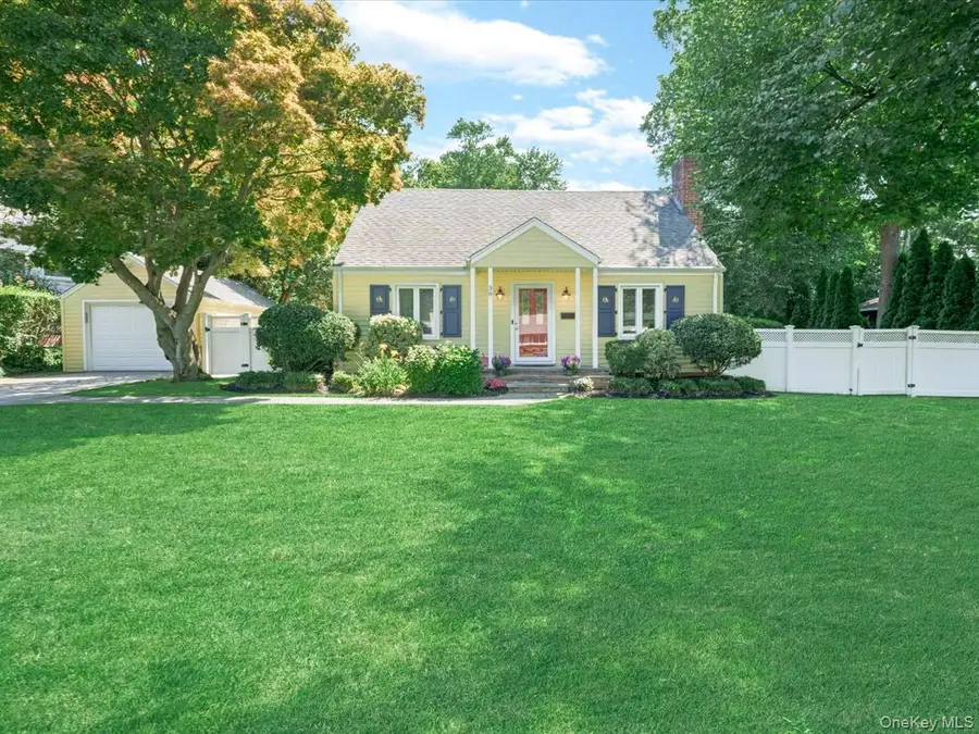 36 Francis Terrace, Glen Cove, NY 11542 - #2