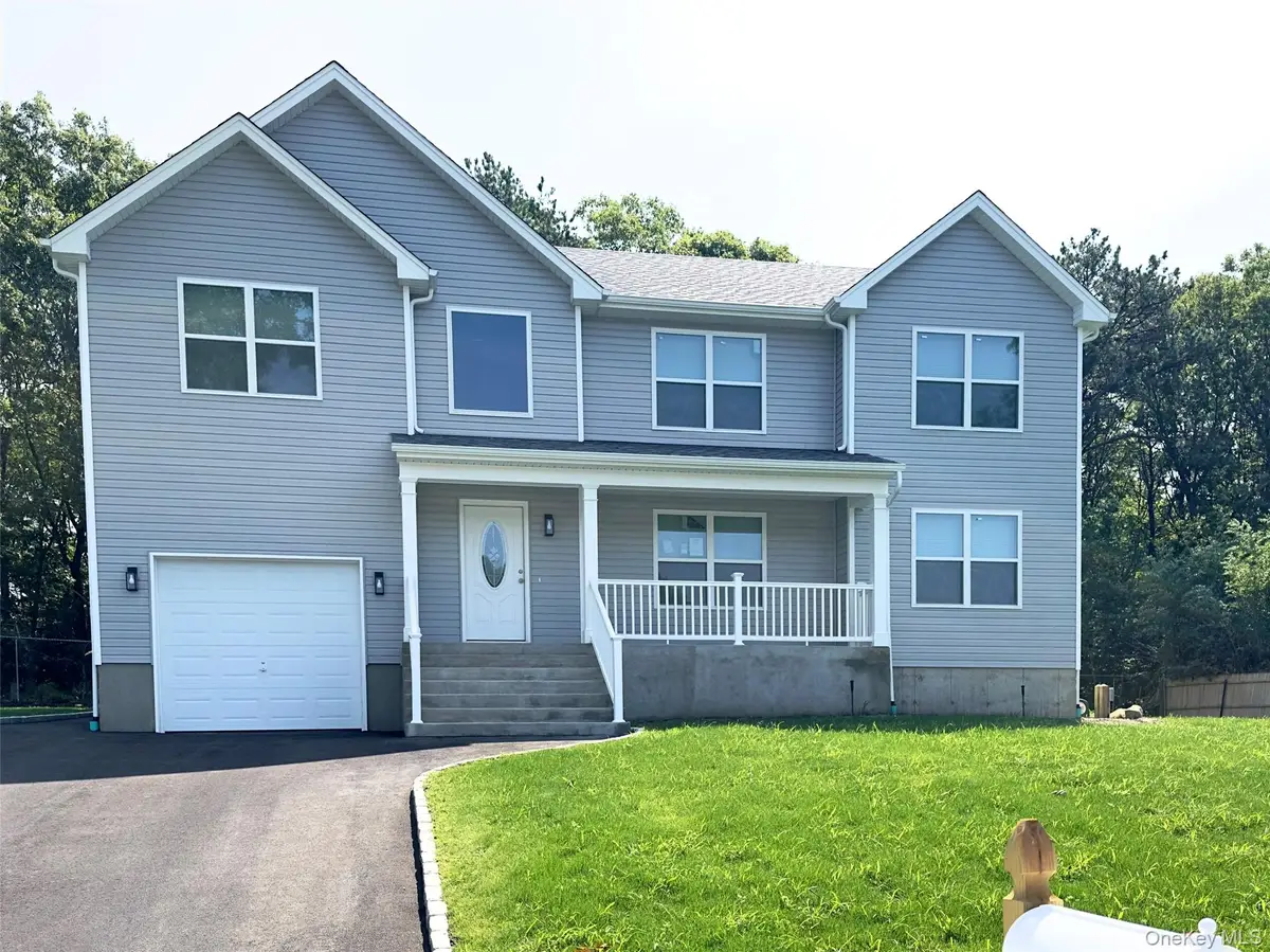 25 Walnut Street, Coram, NY 11727 - #1