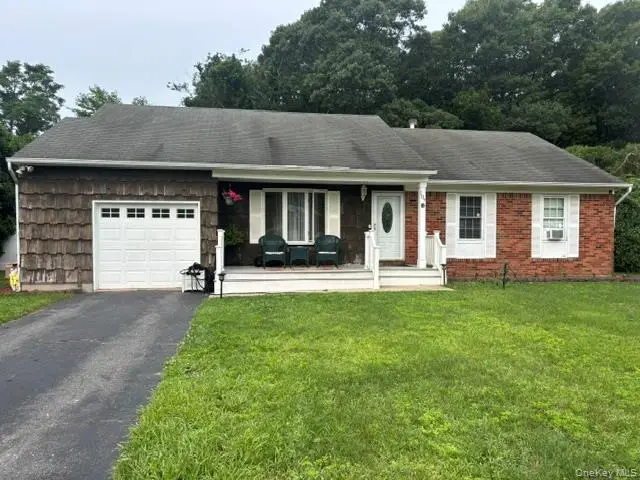 107 Constable Drive, Riverhead, NY 11901 - #1