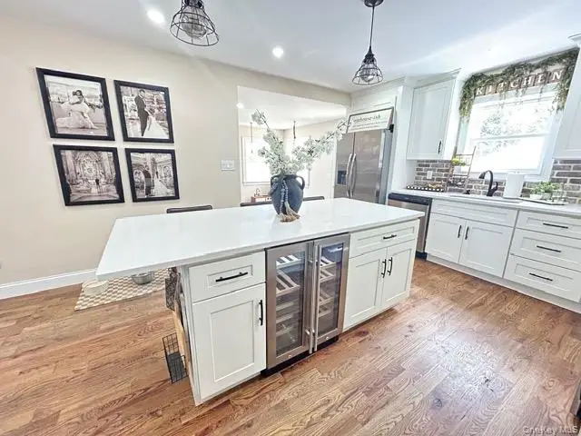 32 Morris Avenue, Patchogue, NY 11772 - #3