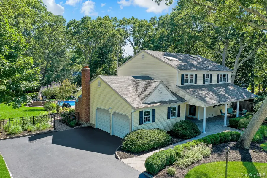 24 Fox Road, East Setauket, NY 11733 - #2