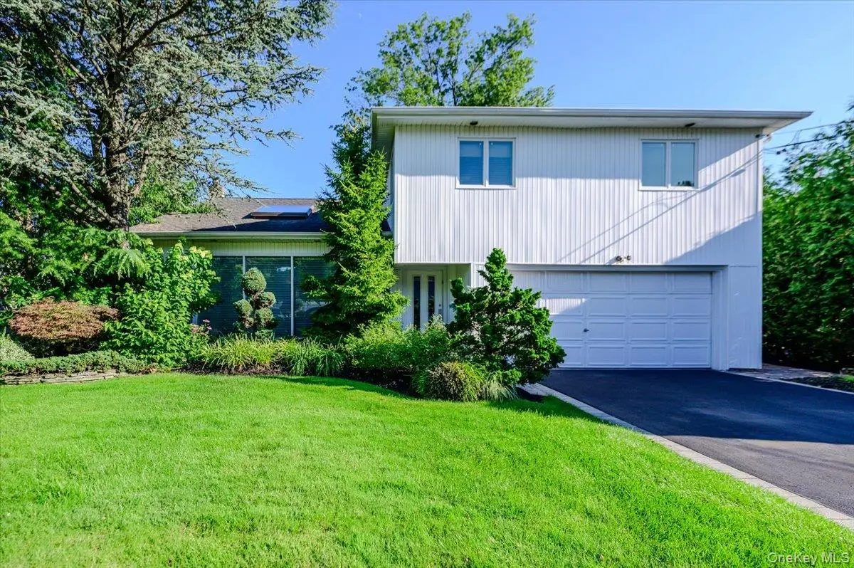 6 Geoffrey Lane, Hewlett, NY 11557 - #1