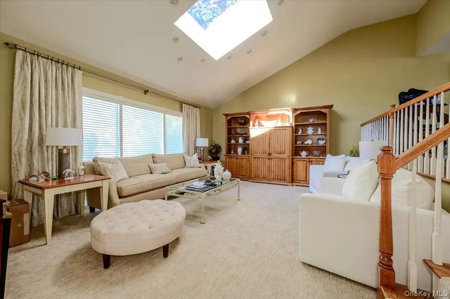 6 Geoffrey Lane, Hewlett, NY 11557 - #3