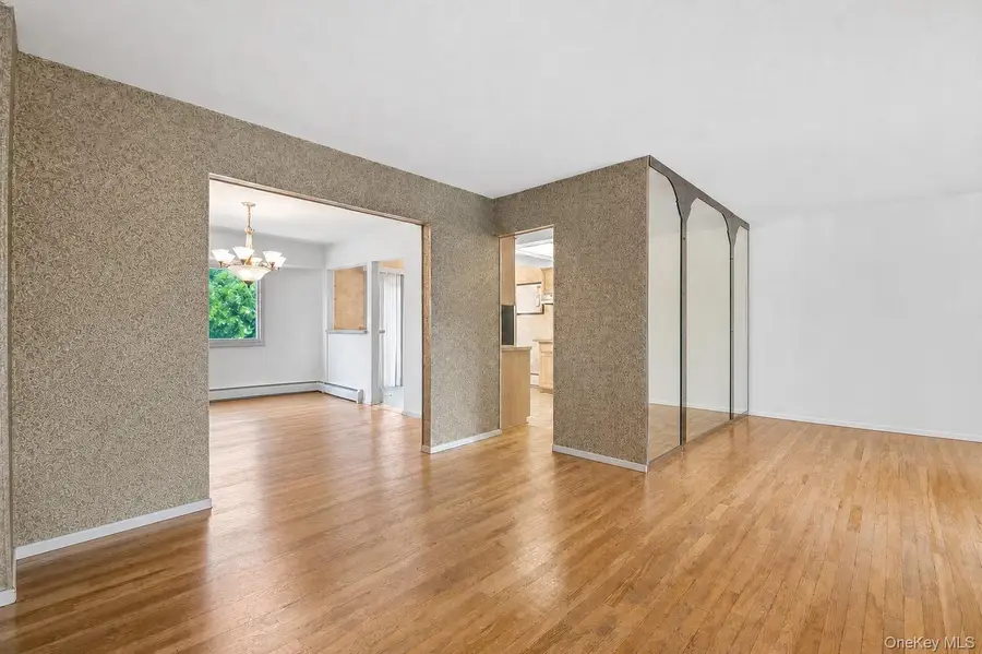 26 Acorn Lane, Plainview, NY 11803 - #2