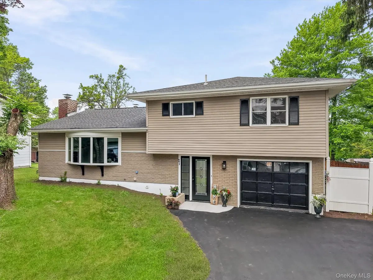 21 Manhattan Avenue #19, Middletown, NY 10940 - #1
