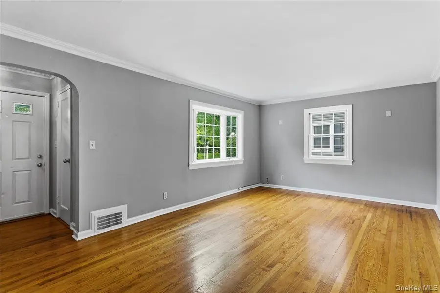 194 Lincoln Place, Eastchester, NY 10709 - #3
