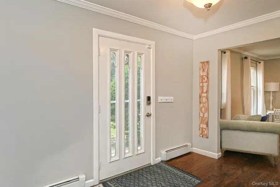 2 Buckingham Meadow Road, East Setauket, NY 11733 - #3