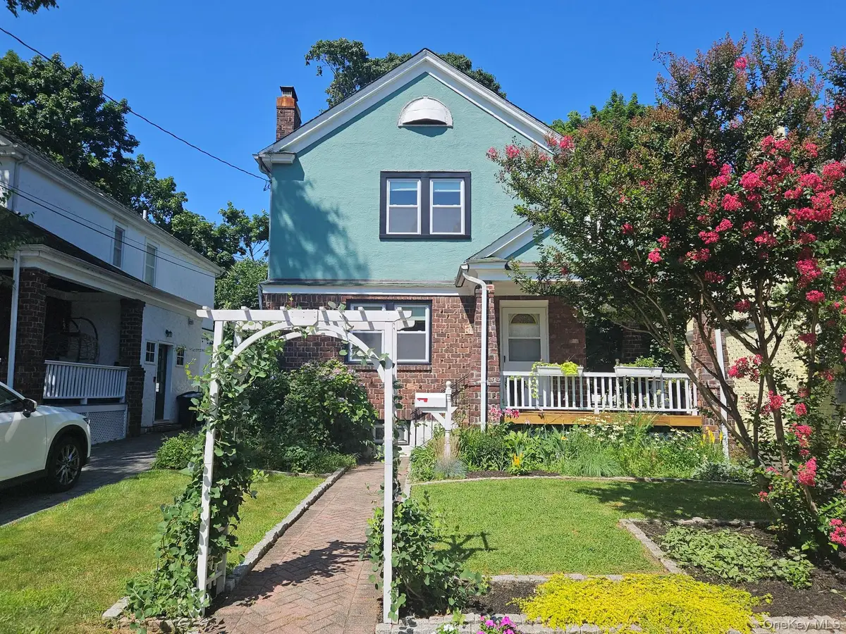 48 Hillview Avenue, Port Washington, NY 11050 - #1