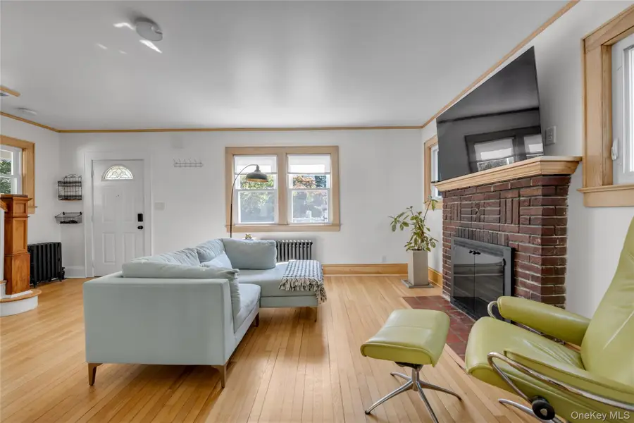 48 Hillview Avenue, Port Washington, NY 11050 - #3