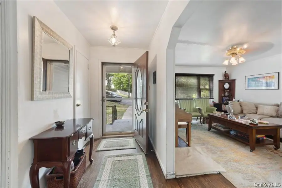101 Cresthill Road, Yonkers, NY 10710 - #3