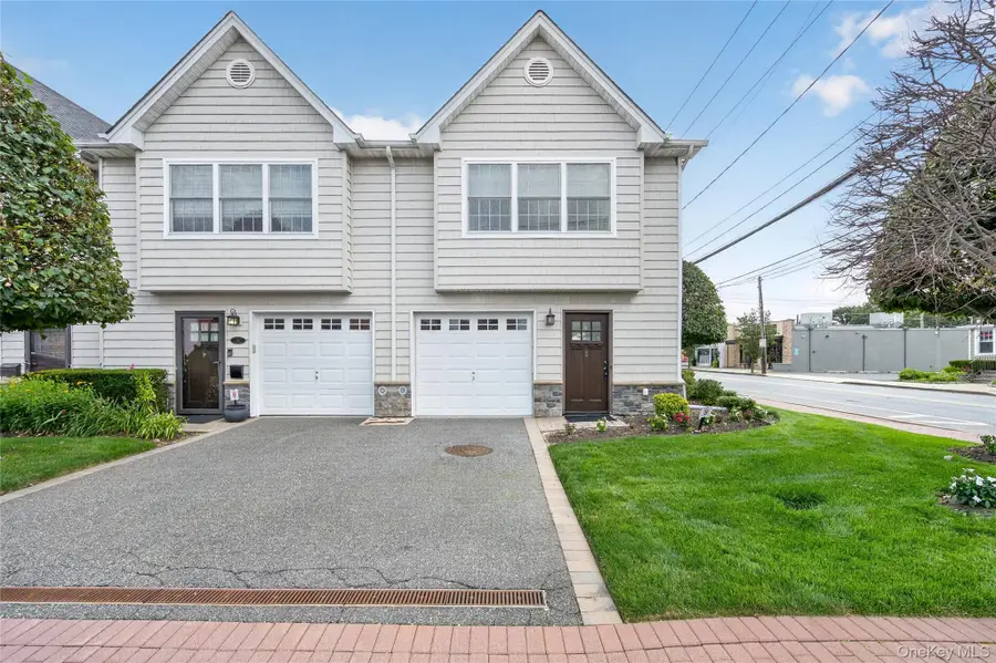 1 Koch Place, Carle Place, NY 11514 - #2