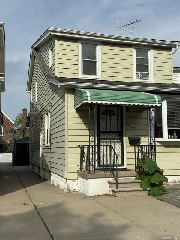 2042 Colonial Avenue, Bronx, NY 10461