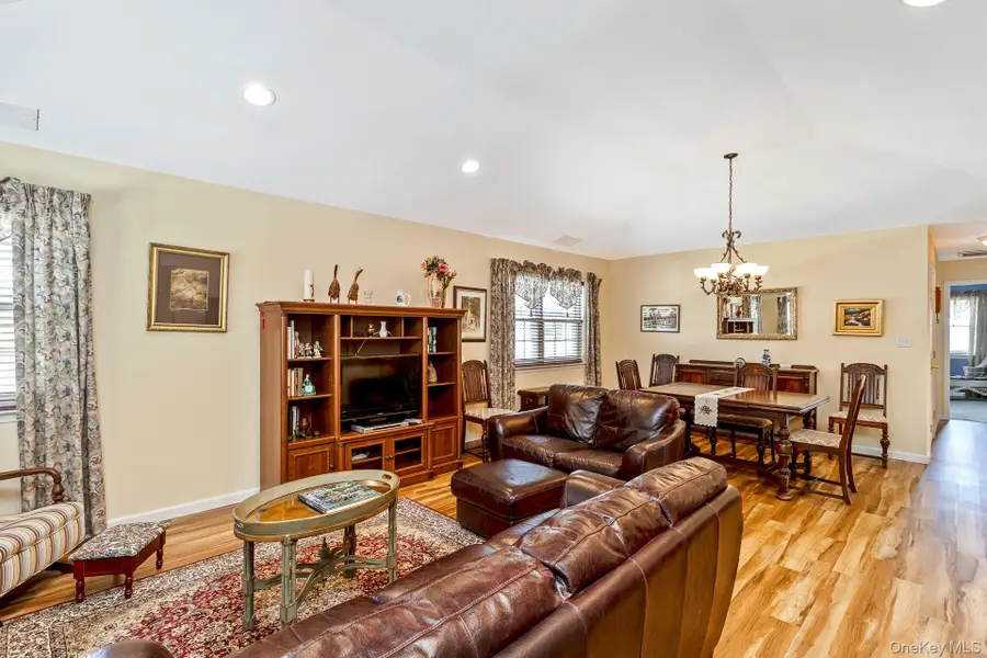 1204 Aerie Way #1204, East Quogue, NY 11942 - #2