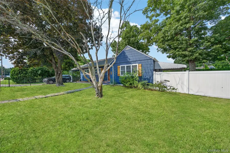 249 Bay Shore Road, Bay Shore, NY 11706 - #3
