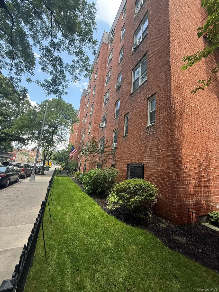 33-15 81st Street #6E, Jackson Heights, NY 11372 - #3