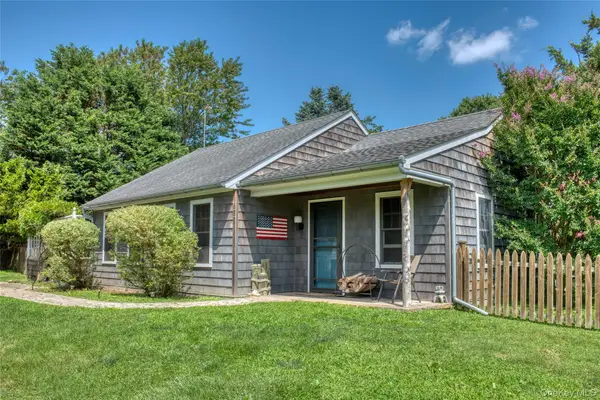 700 Plum Island Lane, Orient, NY 11957