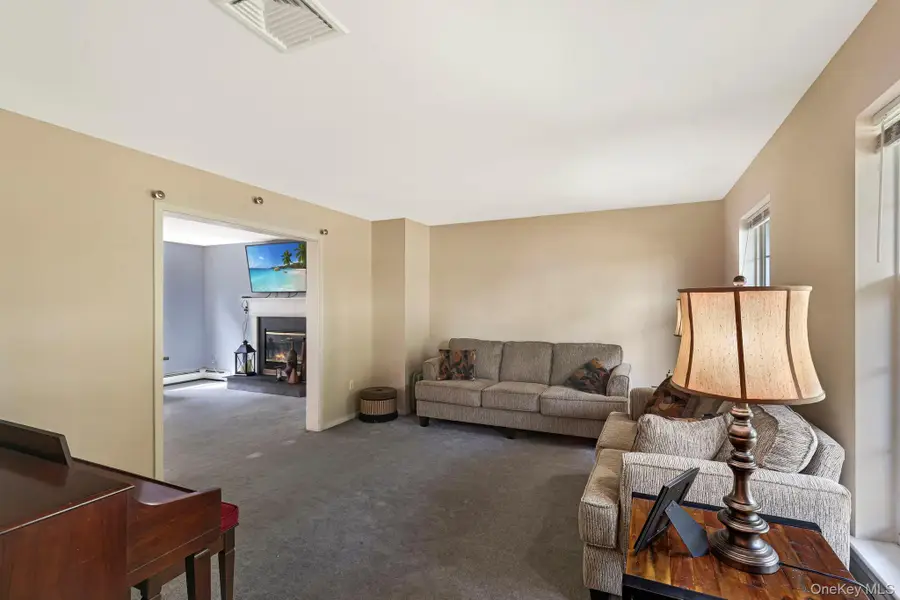 44 Ramblewood Drive, Newburgh, NY 12550 - #3
