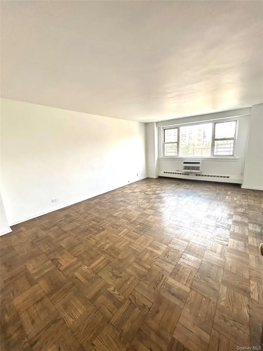 89-00 170 Street #5E, Jamaica, NY 11432 - #2