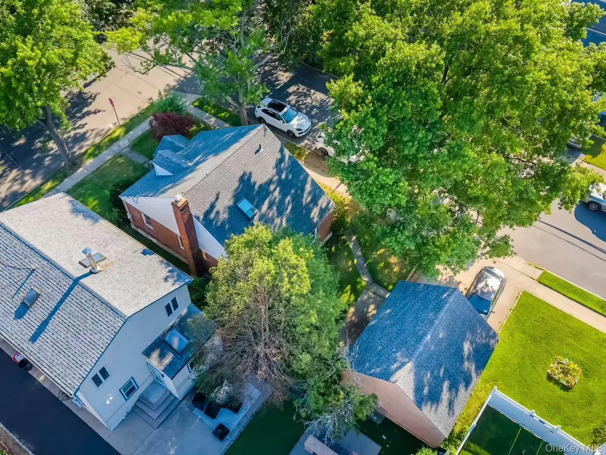 850 Washington Street, Franklin Square, NY 11010 - #1