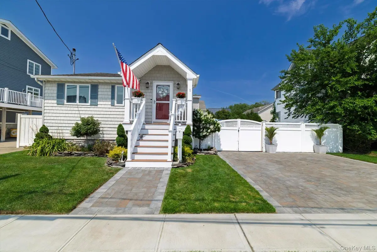 1 Court Street E, East Rockaway, NY 11518 - #1