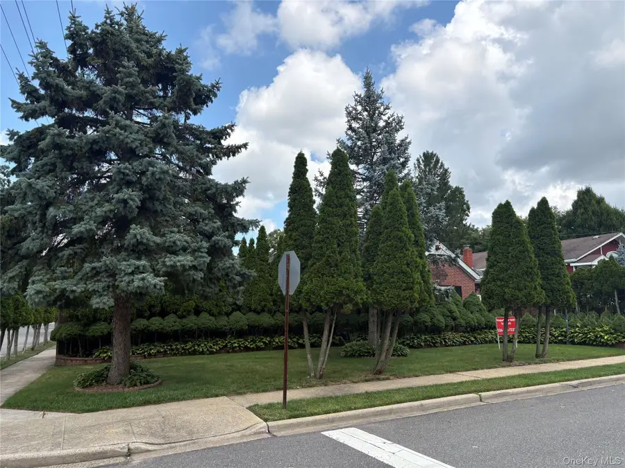 11 New York Avenue, Massapequa, NY 11758 - #2