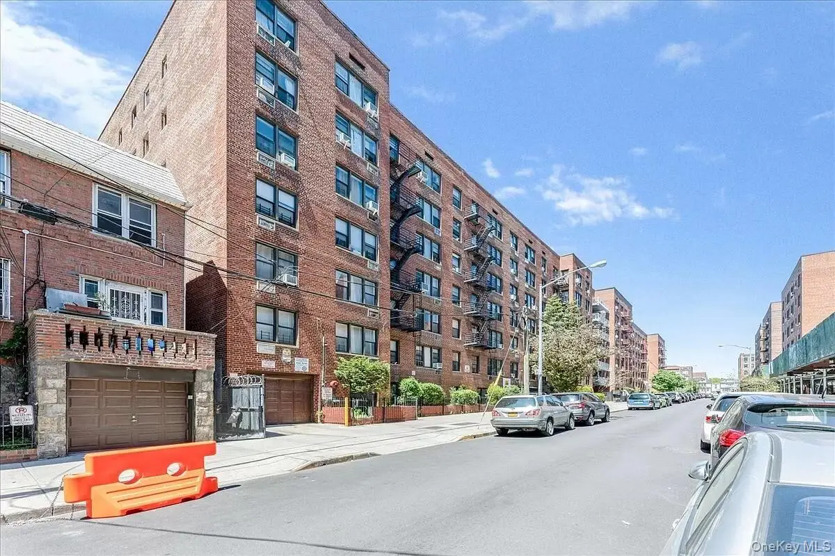 83-25 Vietor Avenue #5C, Elmhurst, NY 11373 - #1