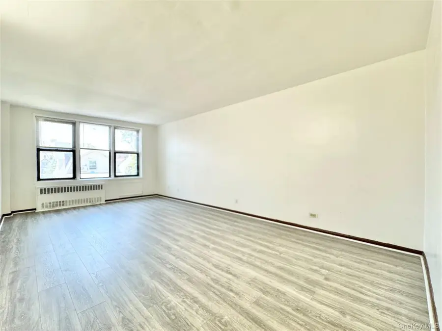 83-25 Vietor Avenue #5C, Elmhurst, NY 11373 - #3