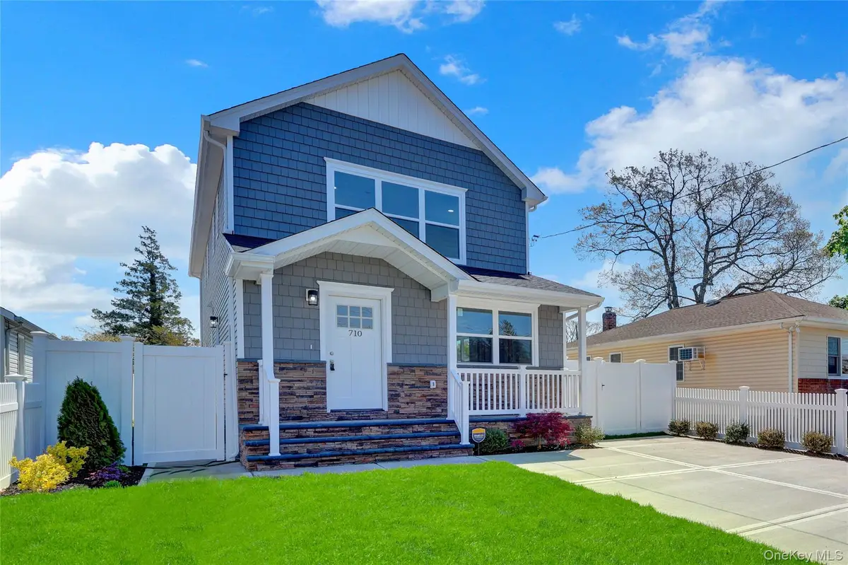 710 Franklin Avenue, Massapequa, NY 11758 - #1
