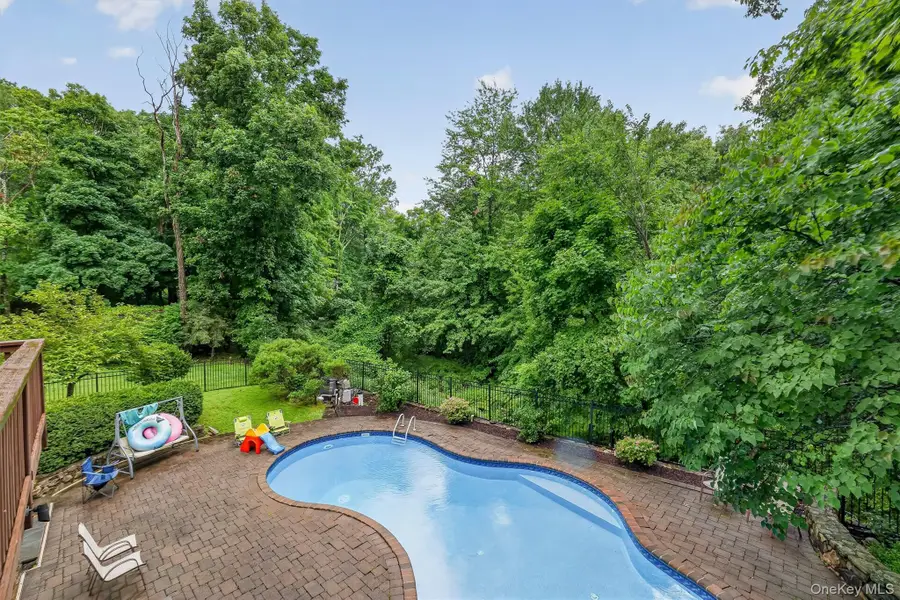 1 Stonefield Court, Cortlandt Manor, NY 10567 - #2