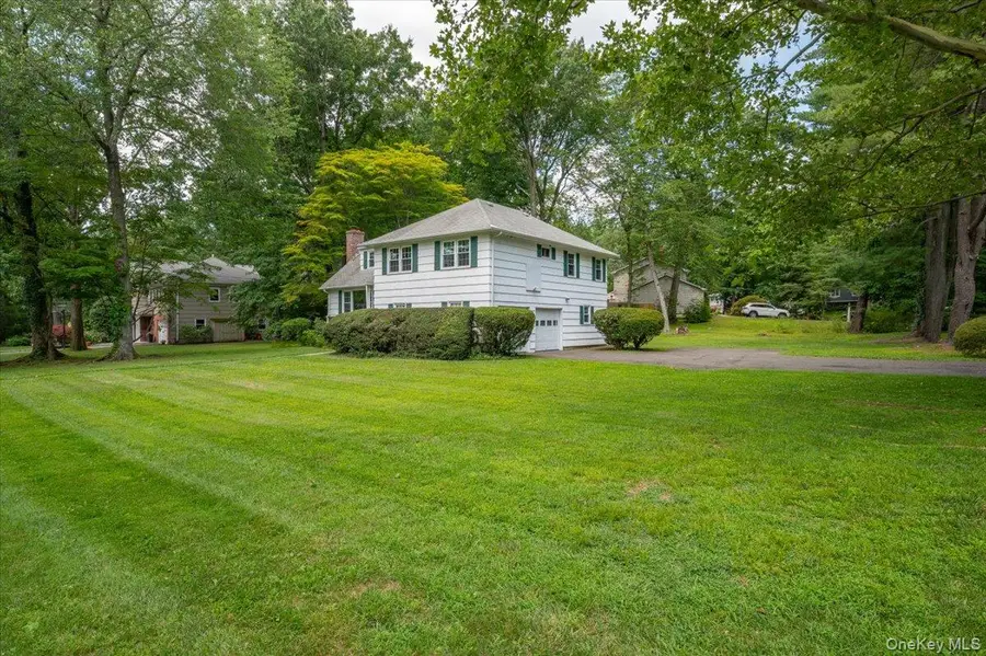 27 Meadowlark Road, Rye Brook, NY 10573 - #2