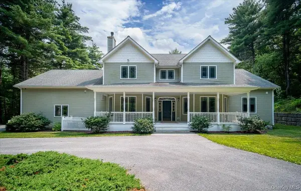 49 Barkit Kennel Road, Pleasant Valley, NY 12569