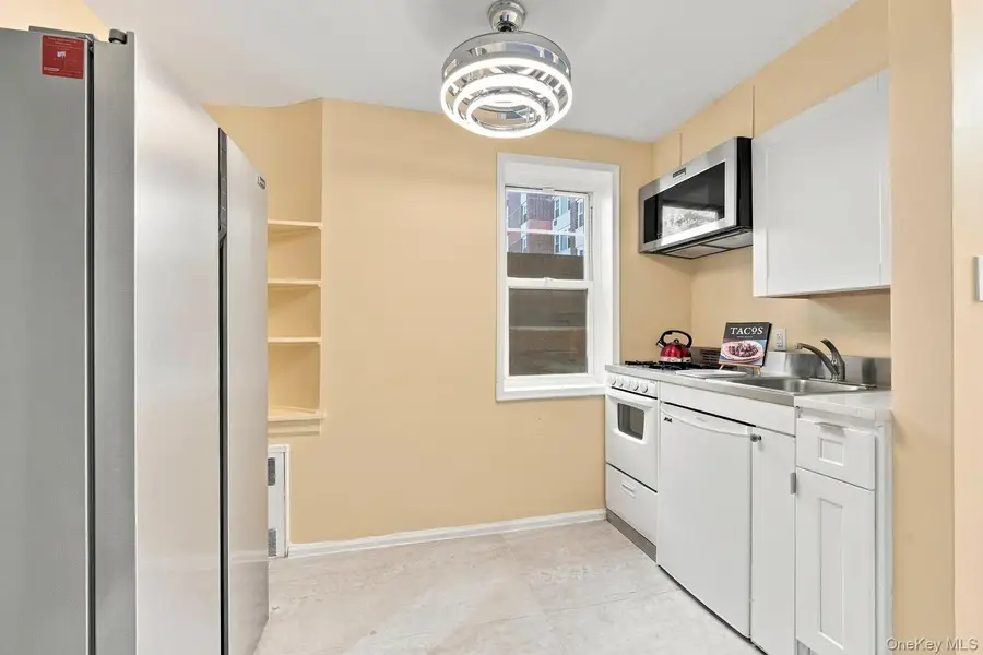 311 E 25th Street #3A, Manhattan, NY 10010 - #3