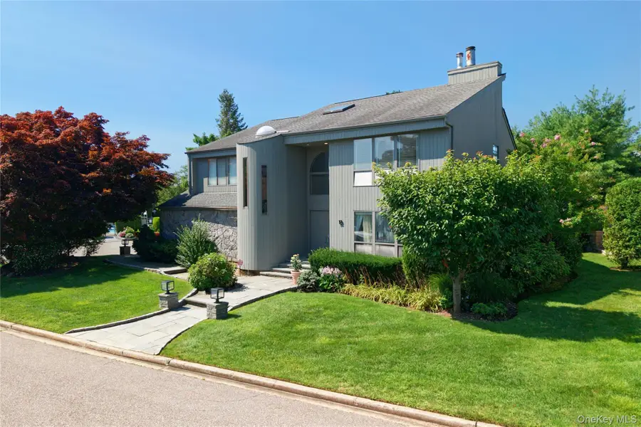 12 Princeton Drive, Syosset, NY 11791 - #2