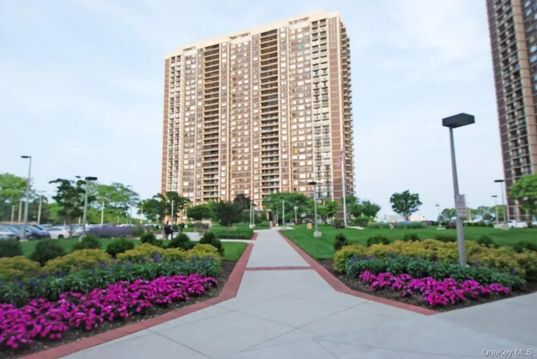 27010 Grand Central #22G, Queens, NY 11005 - #1