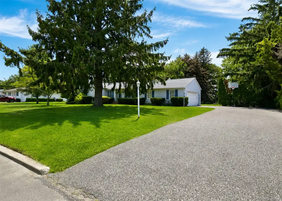 1765 Delmar Drive, Laurel, NY 11948 - #2