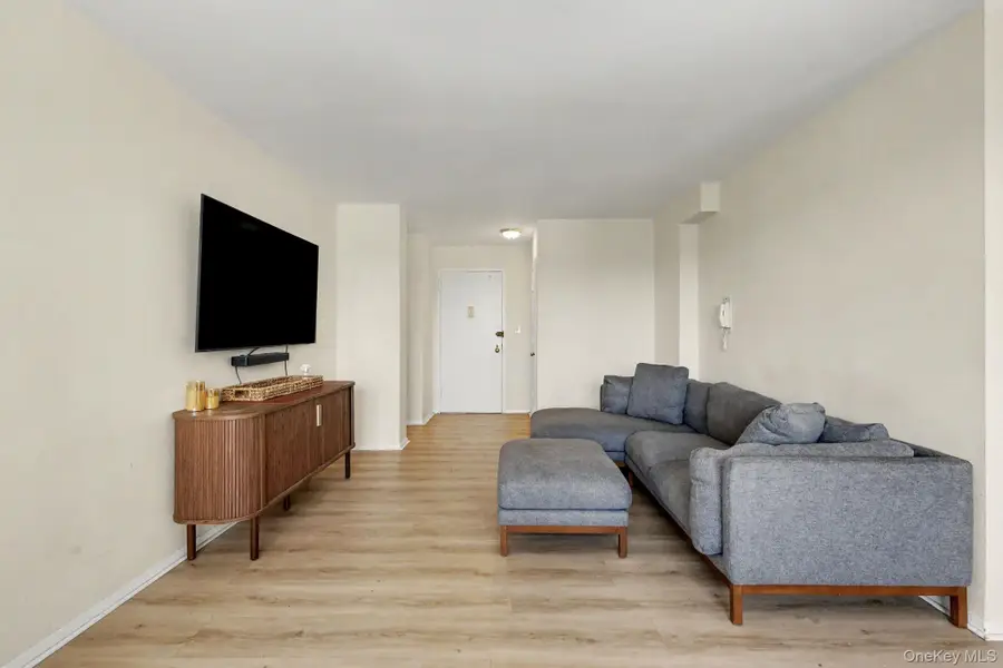 30 Lake Street #7A, White Plains, NY 10603 - #3