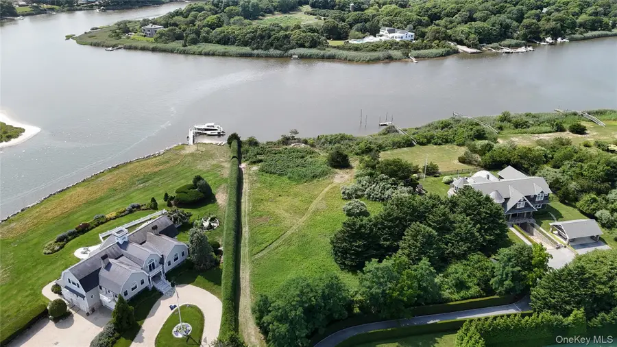 61 S Bay Avenue, Eastport, NY 11941 - #2